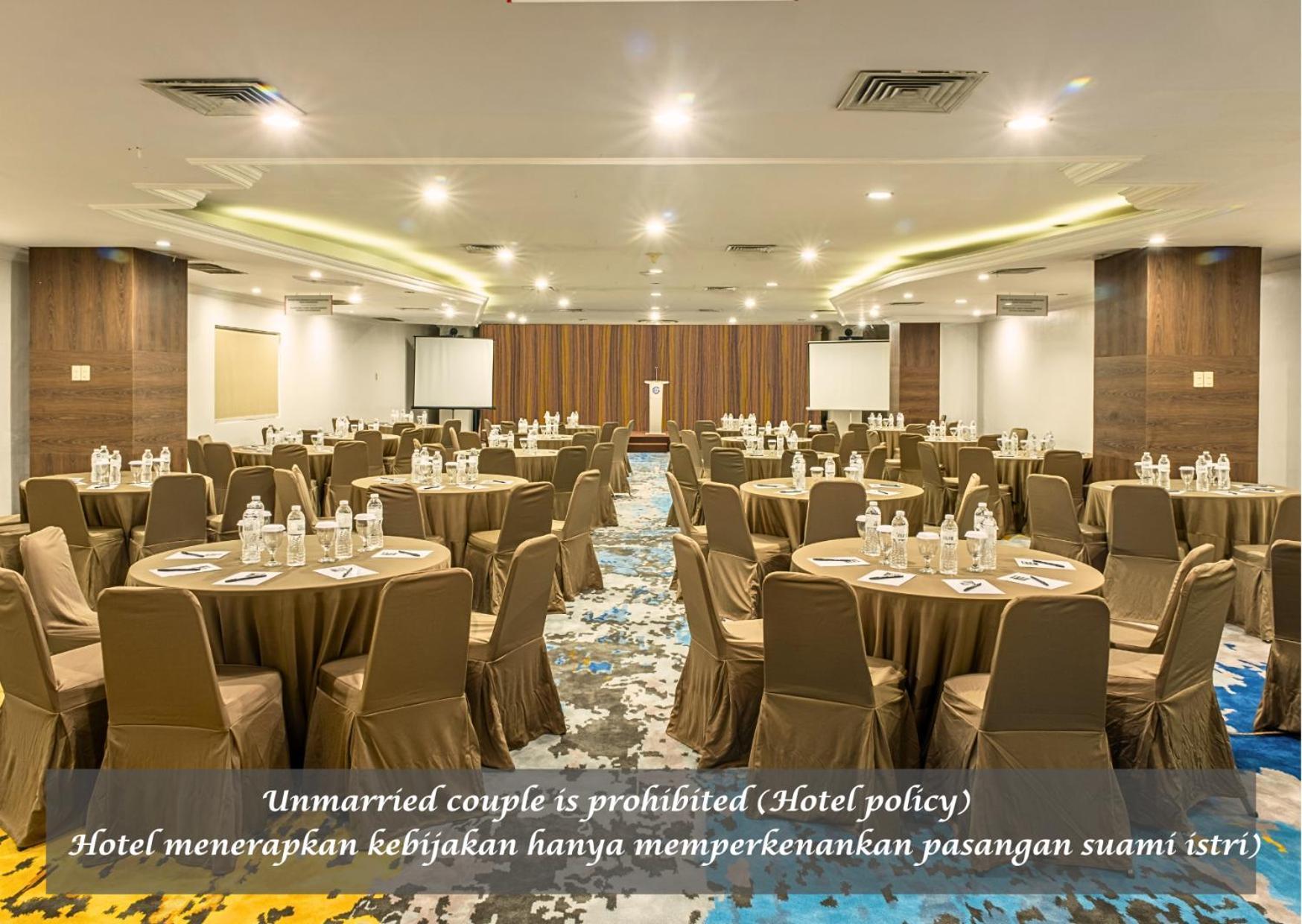 Hotel Gren Alia Cikini Джакарта Экстерьер фото